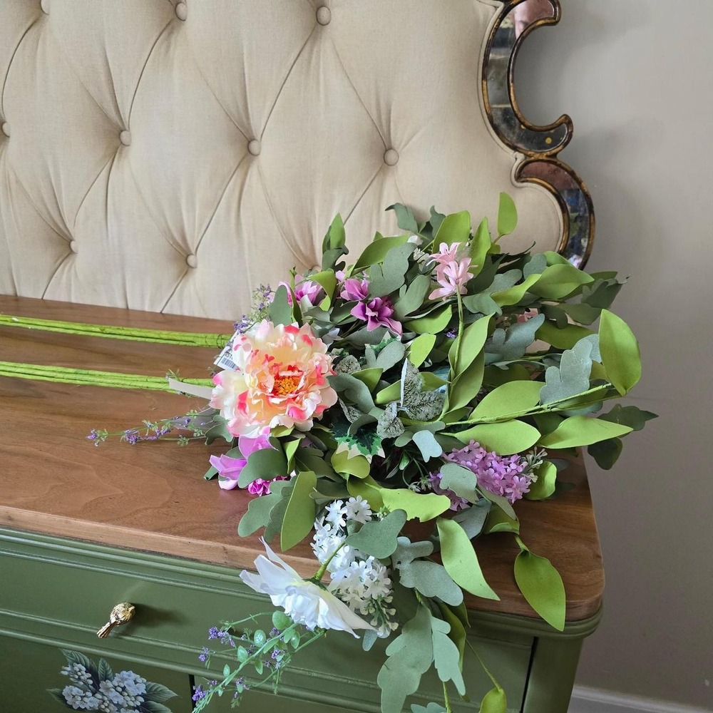 Set of 2 artificial floral bouquets with greenery approx. 39